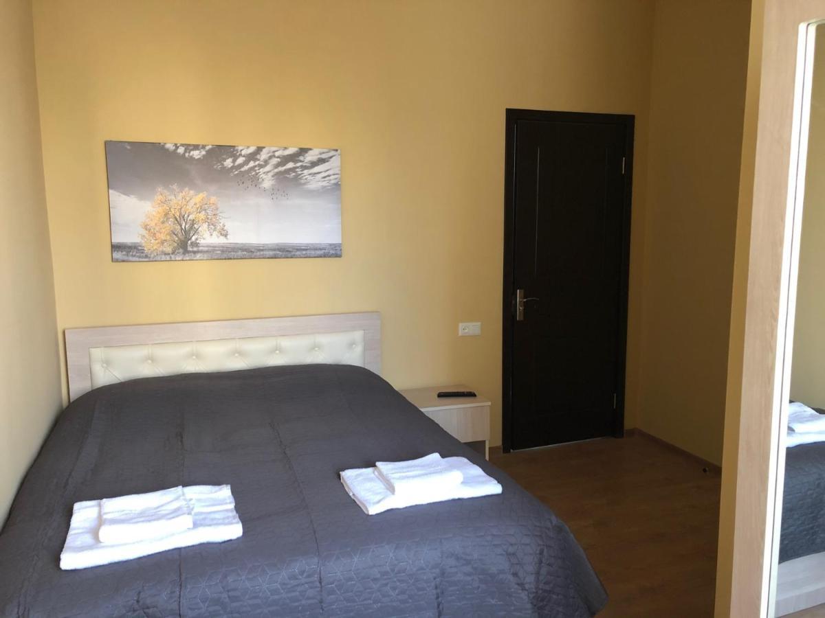 Hotel Nikea Kutaisi Eksteriør billede